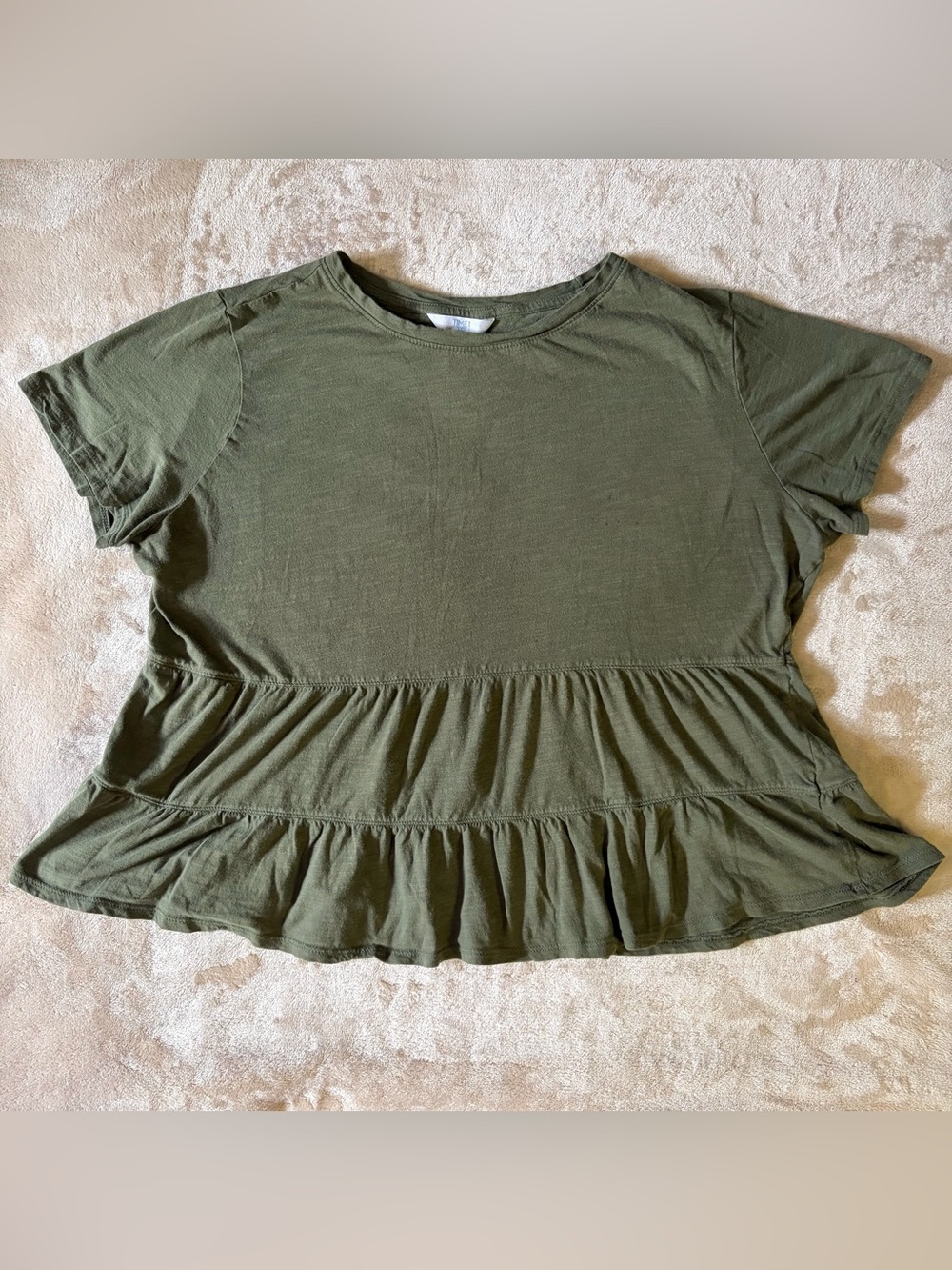 Time And Tru Womens Tiered Ruffle Blouse - Olive Green Short Sleeve Shirt, MED
